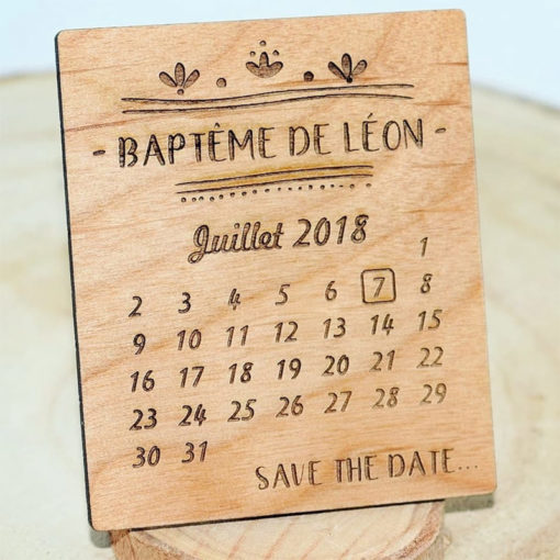 Save the date en bois massif pour annoncer votre mariage, baptême, anniversaire,...