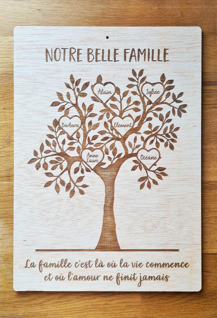 Arbre de famille personnalisé et gravé en bois